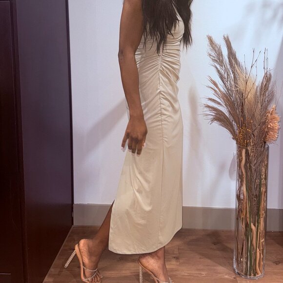 Zara Olive Maxi Dress - Picture 4 of 4